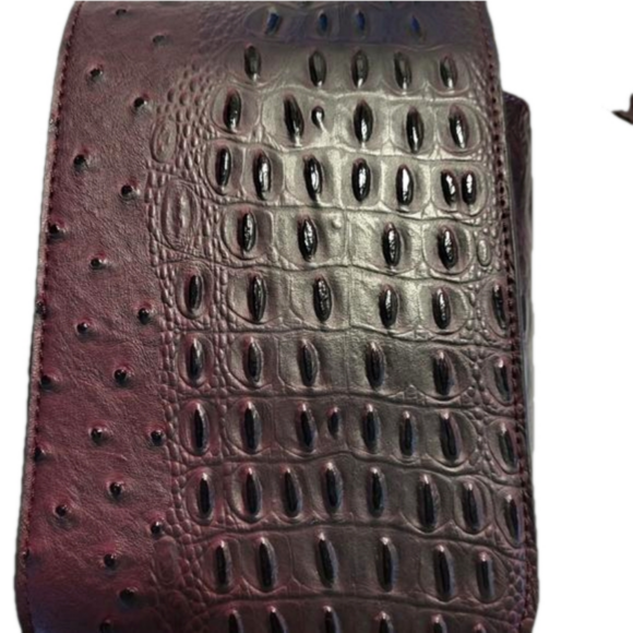 Unique Style Imitation Cordovan Crossbody Bag - Picture 3 of 6